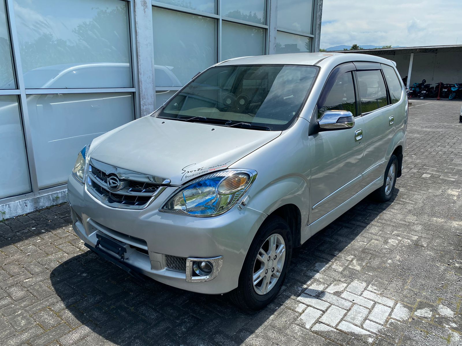 Daihatsu Xenia Xi Sporty M/T