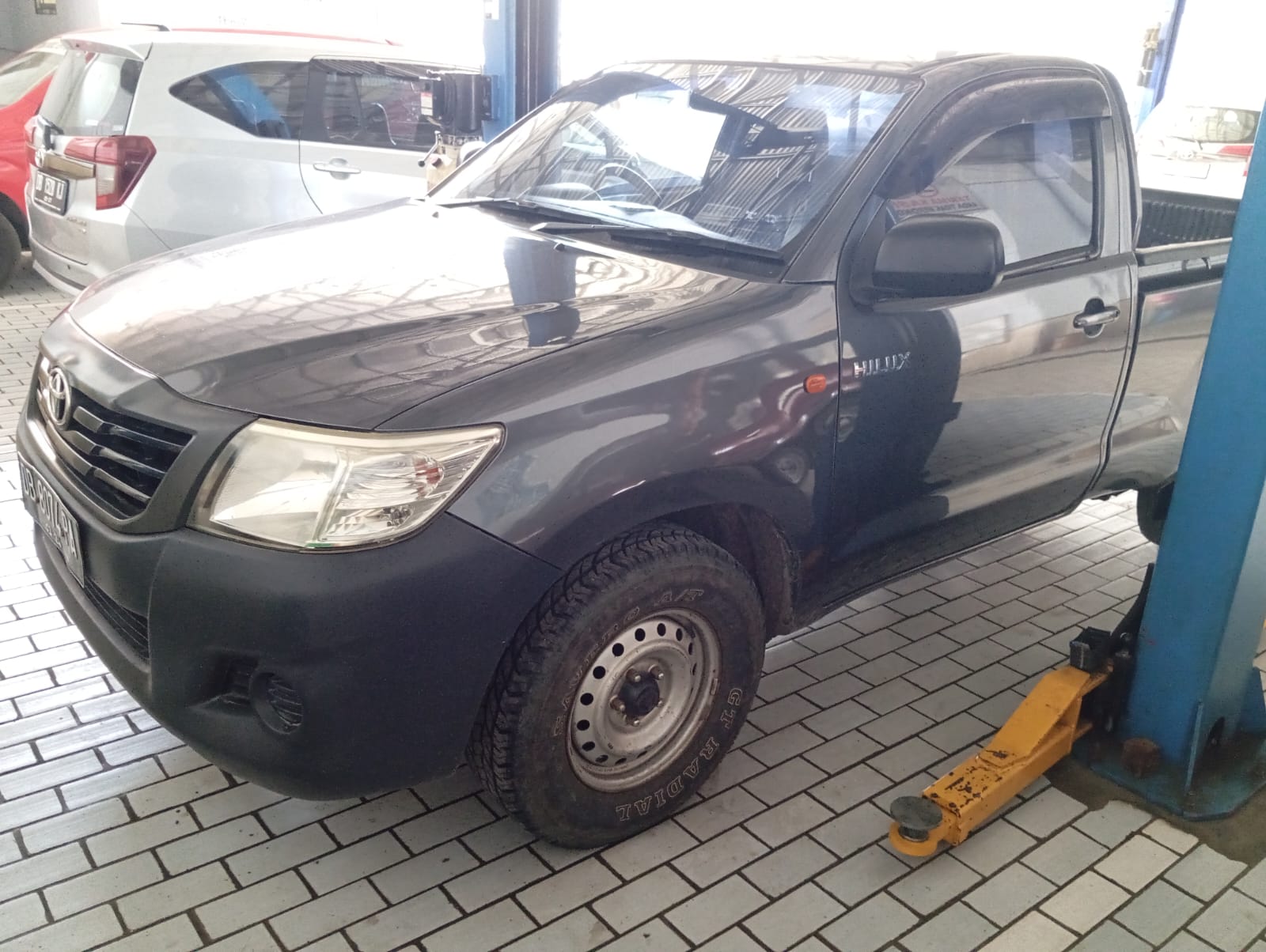 HILUX PU BENSIN MANUAL