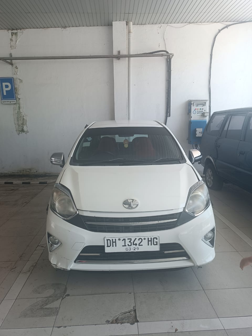 Jual Slow Agya 1.0 G A/T  2014