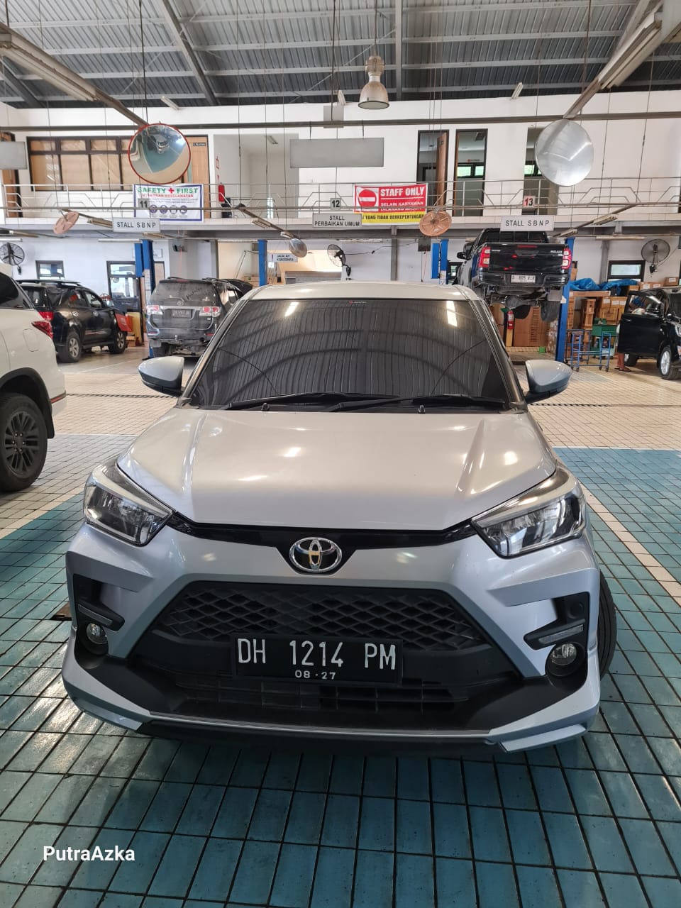 Dijual Raize 1.0T S CVT GR