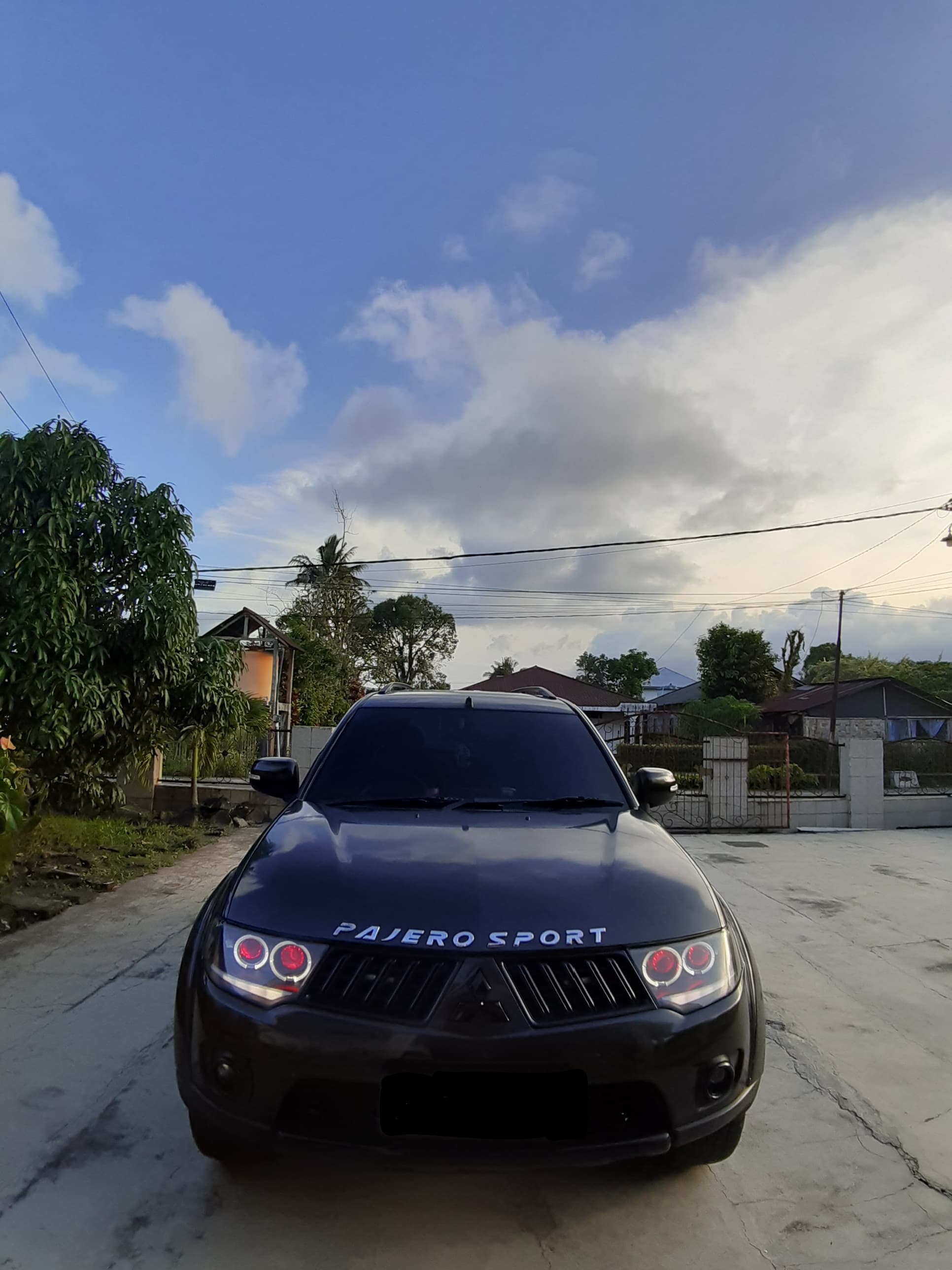 Pajero Sport 2.5D GLS (4x2) M/T.