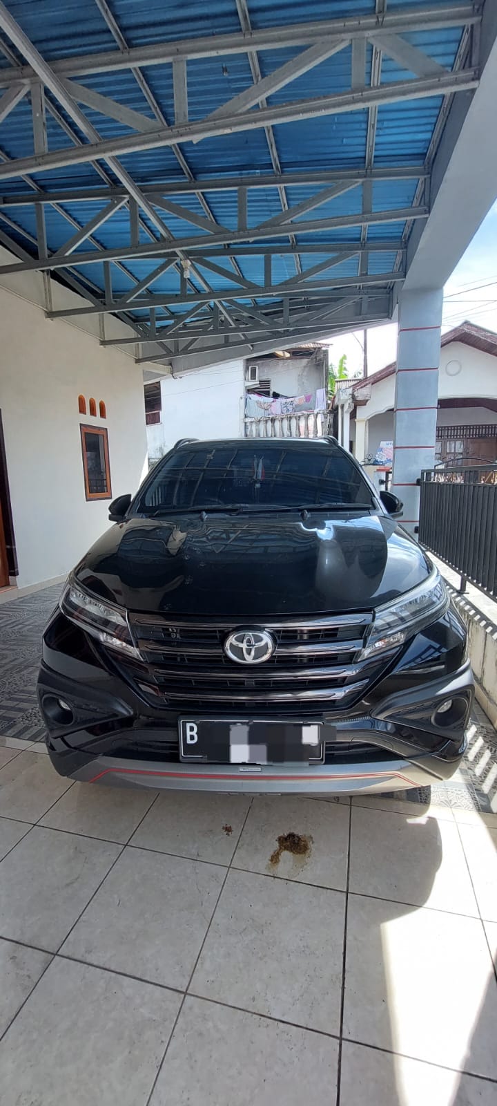 TOYOTA  RUSH 1.5 TRD SPORTIVO M/T  - KOTA TERNATE