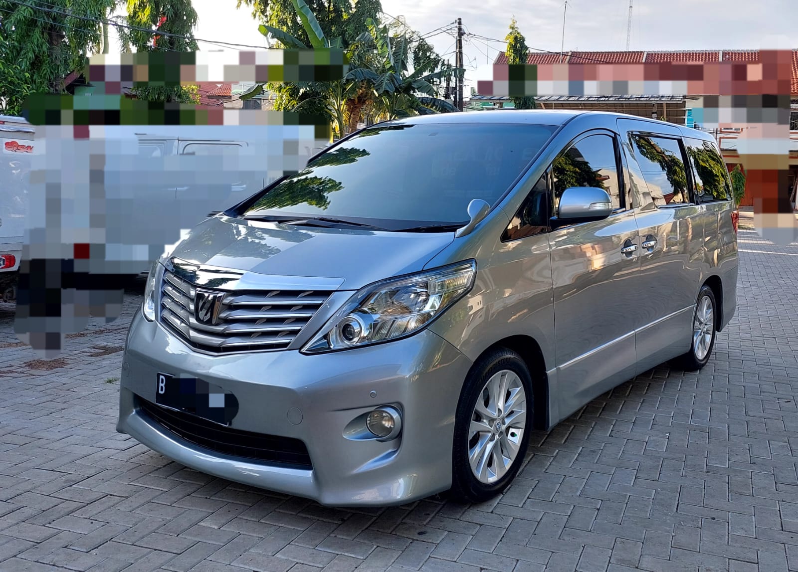 Alphard 2009