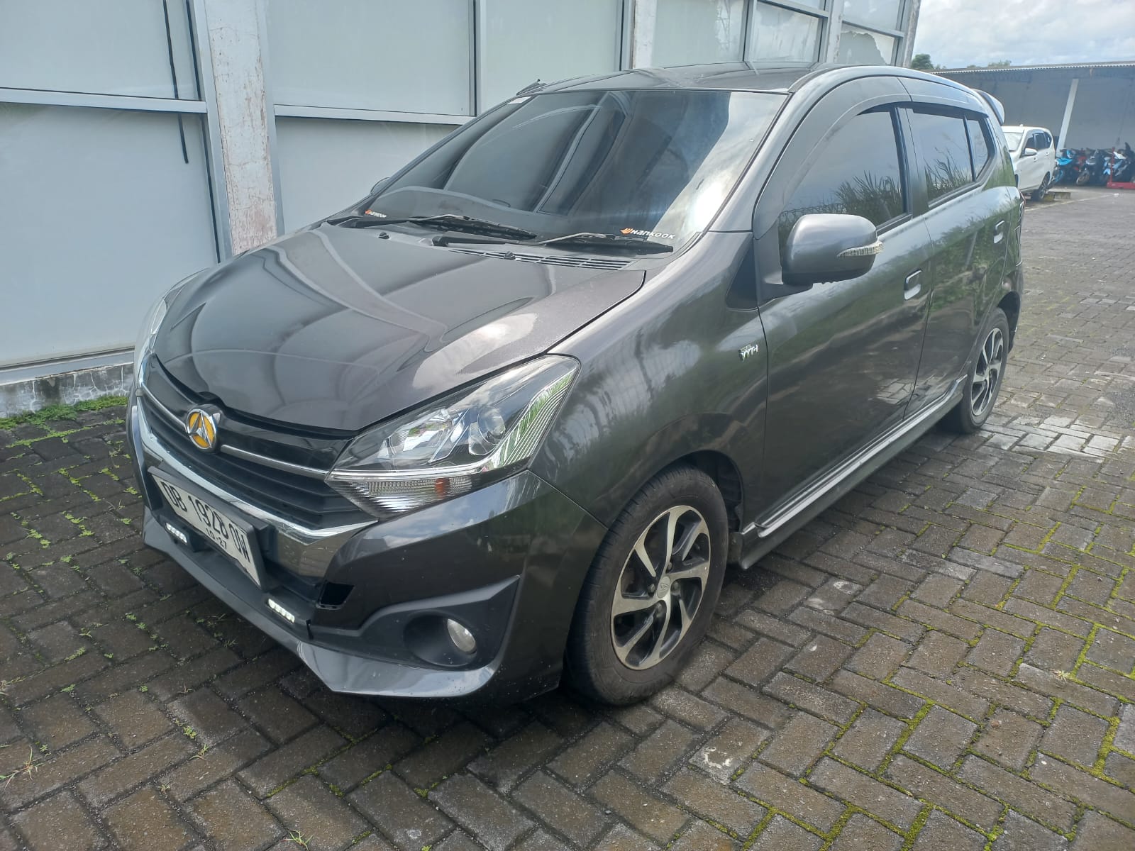 DAIHATSU AYLA R 1.2 MT