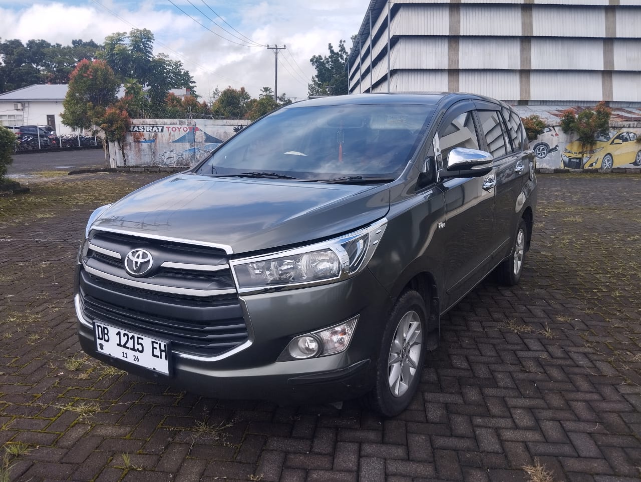 KIJANG INNOVA REBORN  G 2.0 MT