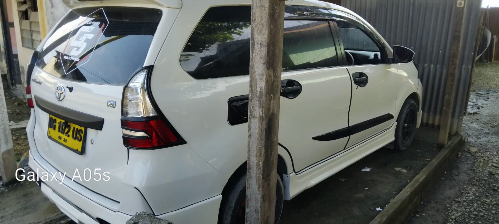 TOYOTA AVANZA VELOZ 1.5 M/T - KAB. HALMAHERA TIMUR
